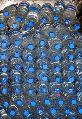 water bottles (photo by Trinitas Imaging / Ooodit)